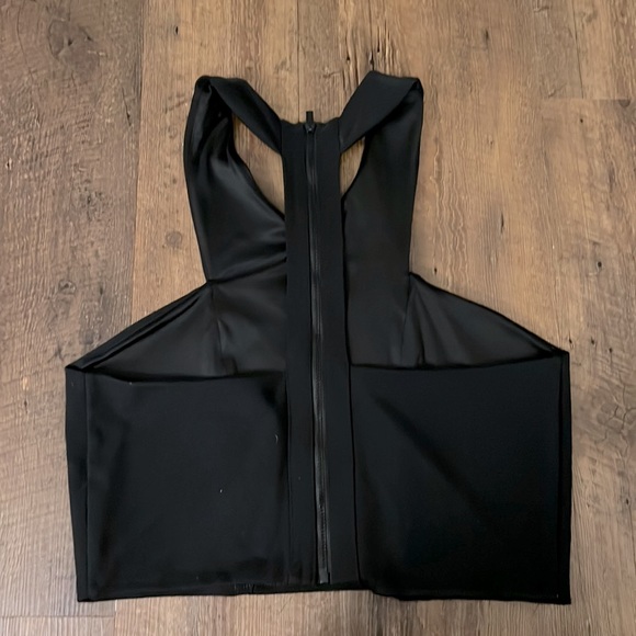 Express Zipper Back Cross Crop Top - Picture 2 of 2